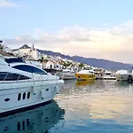 Playa Rocio Calm Beachfront Apartment- 2bdr Διαμέρισμα *