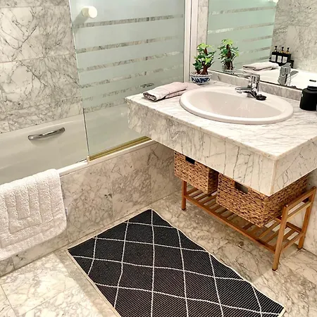 Playa Rocio Calm Beachfront Apartment- 2bdr Apartmán *