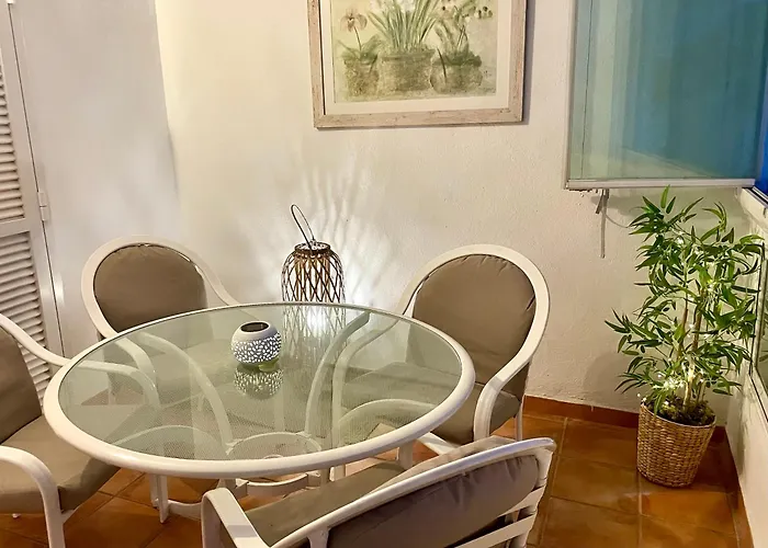 Apartament Playa Rocio Calm Beachfront Apartment- 2bdr Marbella
