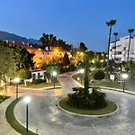 Playa Rocio Calm Beachfront Apartment- 2bdr Μαρμπέλλα