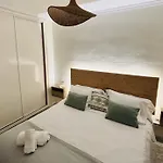 Διαμέρισμα Playa Rocio Calm Beachfront Apartment- 2bdr