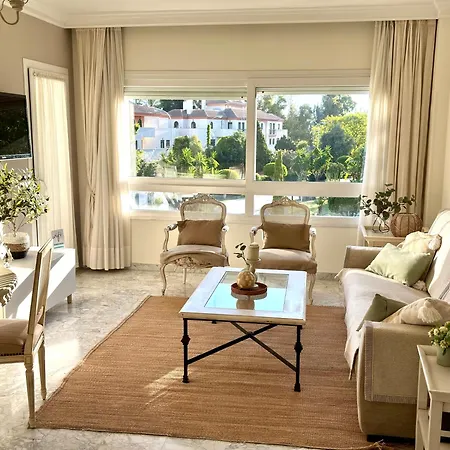 Lägenhet Playa Rocio Calm Beachfront Apartment- 2bdr