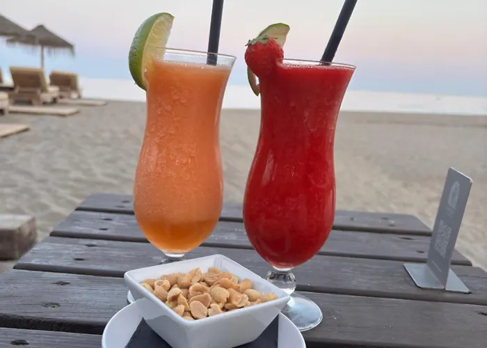 Playa Rocio Calm Beachfront Apartment- 2bdr Apartamento